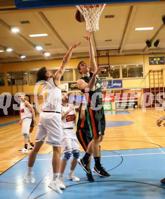 Basketball 2. Bundesliga. Grunddurchgang. 8. Runde. Woerthersee Piraten gegen Basket Flames. Lukas hahn (Woerthersee Piraten), Jakob Wonisch  (Basket Flames). Klagenfurt, am 11.11.2017.
Foto: Kuess
---
pressefotos, pressefotografie, kuess, qs, qspictures, sport, bild, bilder, bilddatenbank