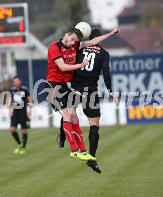 Fussball. Kaerntner Liga. Bleiburg gegen Maria Saal. Miha Robic (Bleiburg),  Sebastian Kaiser (Maria Saal). Bleiburg, 4.11.2017.
Foto: Kuess
---
pressefotos, pressefotografie, kuess, qs, qspictures, sport, bild, bilder, bilddatenbank