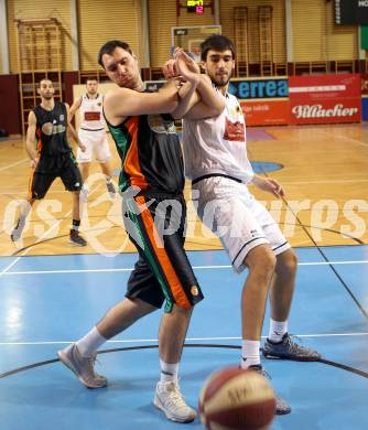 Basketball 2. Bundesliga. Grunddurchgang. 8. Runde. Woerthersee Piraten gegen Basket Flames. Marinko Nakic (Piraten), Vladimir Gavranic (Flames). Klagenfurt, am 11.11.2017.
Foto: Kuess
---
pressefotos, pressefotografie, kuess, qs, qspictures, sport, bild, bilder, bilddatenbank