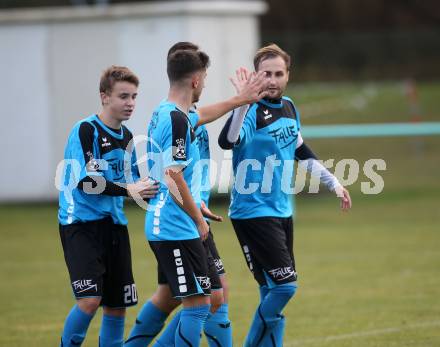 Fussball. 1. Klasse B. Ledenitzen gegen Maria Gail. Torjubel Philipp Christian Stotz  (Maria Gail). Ledenitzen, 5.11.2017.
Foto: Kuess
---
pressefotos, pressefotografie, kuess, qs, qspictures, sport, bild, bilder, bilddatenbank