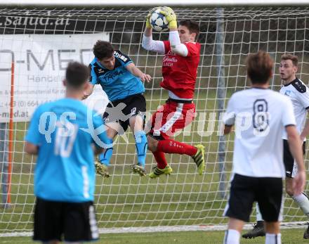 Fussball. 1. Klasse B. Ledenitzen gegen Maria Gail. Alexander Moser (Ledenitzen), Martin Krampl (Maria Gail). Ledenitzen, 5.11.2017.
Foto: Kuess
---
pressefotos, pressefotografie, kuess, qs, qspictures, sport, bild, bilder, bilddatenbank