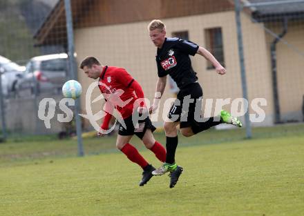 Fussball. Kaerntner Liga. Bleiburg gegen Maria Saal. Rene Partl (Bleiburg),  Zoran Jorgic (Maria Saal). Bleiburg, 4.11.2017.
Foto: Kuess
---
pressefotos, pressefotografie, kuess, qs, qspictures, sport, bild, bilder, bilddatenbank