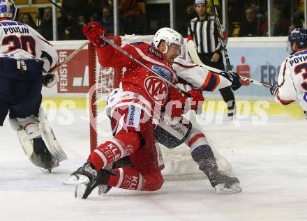 EBEL. Eishockey Bundesliga. KAC gegen 	KHL Medvescak Zagreb. Jamie Lundmark (KAC), Ivan Jankovic (Zagreb). Klagenfurt, am 15.11.2017.
Foto: Kuess

---
pressefotos, pressefotografie, kuess, qs, qspictures, sport, bild, bilder, bilddatenbank