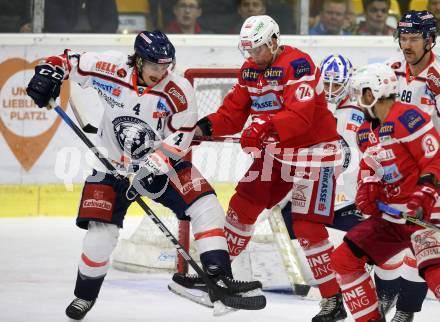EBEL. Eishockey Bundesliga. KAC gegen 	KHL Medvescak Zagreb. Jamie Lundmark (KAC), David Brine (Zagreb). Klagenfurt, am 15.11.2017.
Foto: Kuess

---
pressefotos, pressefotografie, kuess, qs, qspictures, sport, bild, bilder, bilddatenbank