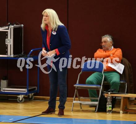 Basketball 2. Bundesliga. Grunddurchgang. 9. Runde. KOS Celovec gegen Raiders Villach. Trainerin Natalia Tcherkacheva  (Raiders Villach). Klagenfurt, am 18.11.2017.
Foto: Kuess
---
pressefotos, pressefotografie, kuess, qs, qspictures, sport, bild, bilder, bilddatenbank