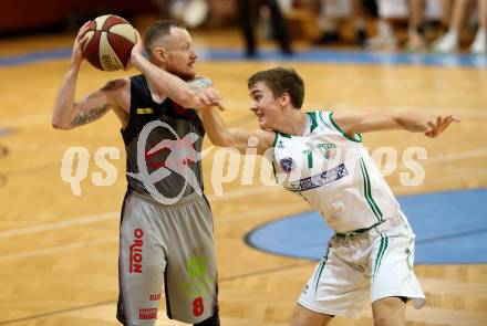 Basketball 2. Bundesliga. Grunddurchgang. 9. Runde. KOS Celovec gegen Raiders Villach. Jan Razdevsek, (KOS Celovec), Nino Gross (Raiders Villach). Klagenfurt, am 18.11.2017.
Foto: Kuess
---
pressefotos, pressefotografie, kuess, qs, qspictures, sport, bild, bilder, bilddatenbank