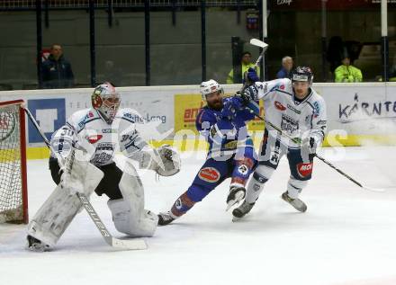 EBEL. Eishockey Bundesliga. EC VSV gegen Fehervar AV 19. Nikolas Petrik, (VSV), Macmillan Carruth, Bence Stipsicz (Alba Volan). Villach, am 19.11.2017.
Foto: Kuess 


---
pressefotos, pressefotografie, kuess, qs, qspictures, sport, bild, bilder, bilddatenbank