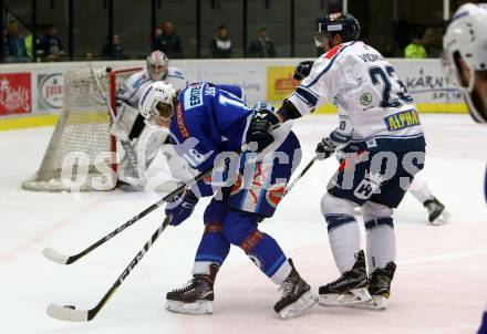EBEL. Eishockey Bundesliga. EC VSV gegen Fehervar AV 19. Valentin Leiler, (VSV), Luka Vidmar (Alba Volan). Villach, am 19.11.2017.
Foto: Kuess 


---
pressefotos, pressefotografie, kuess, qs, qspictures, sport, bild, bilder, bilddatenbank