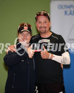 Kaernten Sport. Sportlermeeting. Package Uebergabe. Dominik Pacher (Extremsport), Alexander Radin (Behindertensport). Klagenfurt, 20.11.2017.
Foto: Kuess 
---
pressefotos, pressefotografie, kuess, qs, qspictures, sport, bild, bilder, bilddatenbank