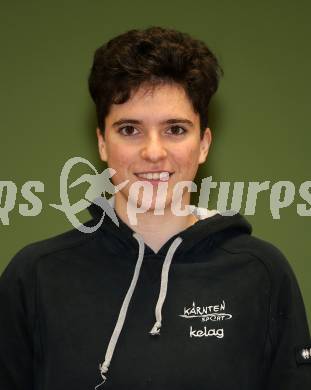 Kaernten Sport. Sportlermeeting. Package Uebergabe. Jenny Karina Ertl (Badminton). Klagenfurt, 20.11.2017.
Foto: Kuess 
---
pressefotos, pressefotografie, kuess, qs, qspictures, sport, bild, bilder, bilddatenbank