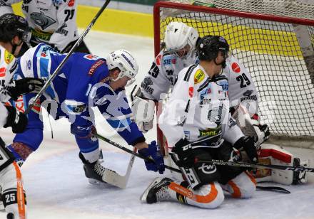 EBEL. Eishockey Bundesliga. EC VSV gegen Dornbirn Bulldogs. Robert Flick (VSV), Juha Rasmus Rinne, Sean McMonagle (Dornbirn). Villach, am 24.11.2017.
Foto: Kuess 


---
pressefotos, pressefotografie, kuess, qs, qspictures, sport, bild, bilder, bilddatenbank