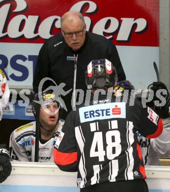 EBEL. Eishockey Bundesliga. EC VSV gegen Dornbirn Bulldogs. Trainer Dave MacQueen (Dornbirn). Villach, am 24.11.2017.
Foto: Kuess 


---
pressefotos, pressefotografie, kuess, qs, qspictures, sport, bild, bilder, bilddatenbank