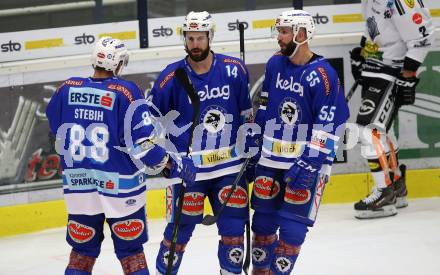 EBEL. Eishockey Bundesliga. EC VSV gegen Dornbirn Bulldogs. Torjubel Kyle Beach, Miha Stebih, Andrew Sarauer (VSV). Villach, am 24.11.2017.
Foto: Kuess 


---
pressefotos, pressefotografie, kuess, qs, qspictures, sport, bild, bilder, bilddatenbank