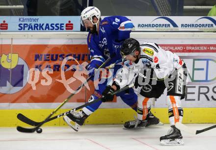 EBEL. Eishockey Bundesliga. EC VSV gegen Dornbirn Bulldogs. Kyle Beach, (VSV), James Arniel (Dornbirn). Villach, am 24.11.2017.
Foto: Kuess 


---
pressefotos, pressefotografie, kuess, qs, qspictures, sport, bild, bilder, bilddatenbank