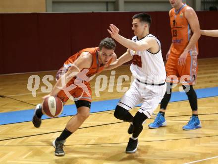 Basketball 2. Bundesliga. Grunddurchgang. 10. Runde. Woerthersee Piraten gegen Basket 2000 Vienna Warriors. Tobias Schrittwieser, (Piraten),  Armin Topic  (Basket2000). Klagenfurt, am 25.11.2017.
Foto: Kuess
---
pressefotos, pressefotografie, kuess, qs, qspictures, sport, bild, bilder, bilddatenbank