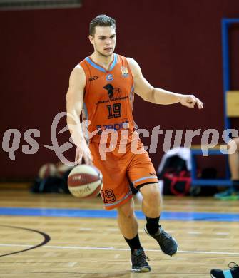 Basketball 2. Bundesliga. Grunddurchgang. 10. Runde. Woerthersee Piraten gegen Basket 2000 Vienna Warriors.  Armin Topic (Basket2000). Klagenfurt, am 25.11.2017.
Foto: Kuess
---
pressefotos, pressefotografie, kuess, qs, qspictures, sport, bild, bilder, bilddatenbank