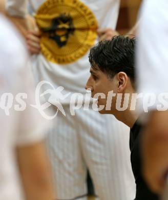 Basketball 2. Bundesliga. Grunddurchgang. 10. Runde. Woerthersee Piraten gegen Basket 2000 Vienna Warriors. Trainer Andreas Kuttnig (Piraten). Klagenfurt, am 25.11.2017.
Foto: Kuess
---
pressefotos, pressefotografie, kuess, qs, qspictures, sport, bild, bilder, bilddatenbank