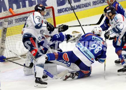 EBEL. Eishockey Bundesliga. EC VSV gegen Fehervar AV 19. David Kickert, Miha Stebih,  (VSV), Arttu Luttinen (Alba Volan). Villach, am 24.11.2017.
Foto: Kuess 


---
pressefotos, pressefotografie, kuess, qs, qspictures, sport, bild, bilder, bilddatenbank