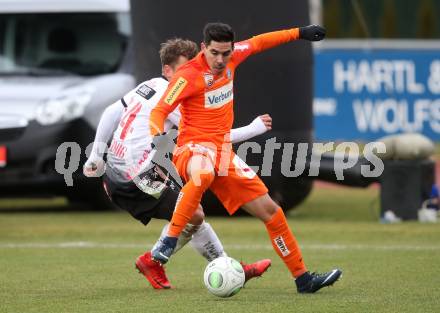 Fussball Tipico Bundesliga. RZ Pellets WAC gegen FK Austria Wien. Christopher Wernitznig,  (WAC), David De Paula Gallardo (Wien). Wolfsberg, am 26.11.2017.
Foto: Kuess

---
pressefotos, pressefotografie, kuess, qs, qspictures, sport, bild, bilder, bilddatenbank