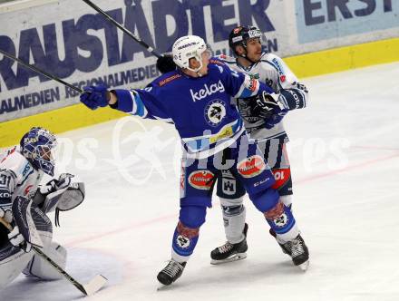 EBEL. Eishockey Bundesliga. EC VSV gegen Fehervar AV 19. Robert Flick, (VSV), Janos Hari (Alba Volan). Villach, am 24.11.2017.
Foto: Kuess 


---
pressefotos, pressefotografie, kuess, qs, qspictures, sport, bild, bilder, bilddatenbank
