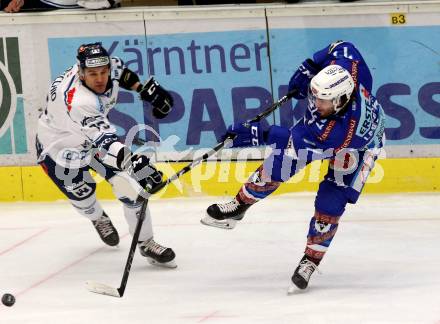 EBEL. Eishockey Bundesliga. EC VSV gegen Fehervar AV 19. Samuel Labrecque, (VSV), Jeff Lovecchio (Alba Volan). Villach, am 24.11.2017.
Foto: Kuess 


---
pressefotos, pressefotografie, kuess, qs, qspictures, sport, bild, bilder, bilddatenbank