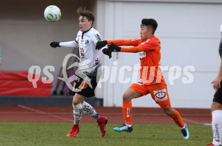 Fussball Tipico Bundesliga. RZ Pellets WAC gegen FK Austria Wien. Florian Flecker, (WAC), Jinhyun Lee  (Wien). Wolfsberg, am 26.11.2017.
Foto: Kuess

---
pressefotos, pressefotografie, kuess, qs, qspictures, sport, bild, bilder, bilddatenbank
