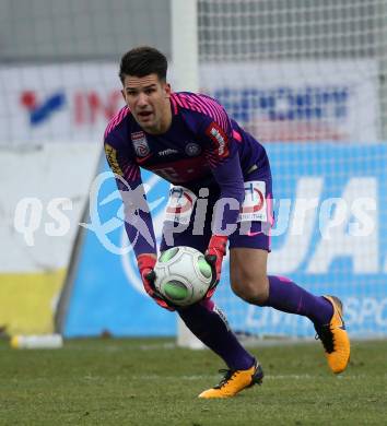 Fussball Tipico Bundesliga. RZ Pellets WAC gegen FK Austria Wien. Osman Hadzikic (Wien). Wolfsberg, am 26.11.2017.
Foto: Kuess

---
pressefotos, pressefotografie, kuess, qs, qspictures, sport, bild, bilder, bilddatenbank