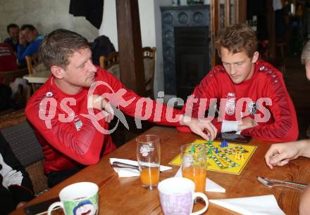 Fussball Bundesliga. RZ Pellets WAC.  Rene Robitsch, Christian Dobnik. Koralpe, am 27.9.2017.
Foto: Kuess
---
pressefotos, pressefotografie, kuess, qs, qspictures, sport, bild, bilder, bilddatenbank