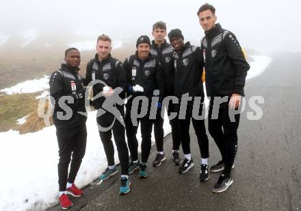Fussball Bundesliga. RZ Pellets WAC.  Issiaka Ouedraogo, Michael Sollbauer, Christopher Wernitznig, Mihret Topcagic, Dever Orgill, Raphael Sallinger. Koralpe, am 27.9.2017.
Foto: Kuess
---
pressefotos, pressefotografie, kuess, qs, qspictures, sport, bild, bilder, bilddatenbank