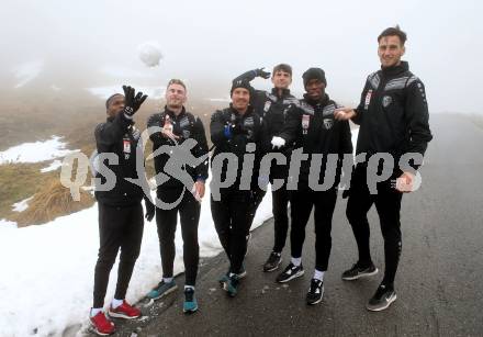 Fussball Bundesliga. RZ Pellets WAC.  Issiaka Ouedraogo, Michael Sollbauer, Christopher Wernitznig, Mihret Topcagic, Dever Orgill, Raphael Sallinger. Koralpe, am 27.9.2017.
Foto: Kuess
---
pressefotos, pressefotografie, kuess, qs, qspictures, sport, bild, bilder, bilddatenbank