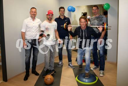Eishockey. Fussball. Dr. Friessnegger, Thomas Koch (KAC), Marcel Kuster, Christian Dobnik (WAC),  Adi Preschern (WAC). Klagenfurt, am 22.9.2017.
Foto: Kuess
---
pressefotos, pressefotografie, kuess, qs, qspictures, sport, bild, bilder, bilddatenbank