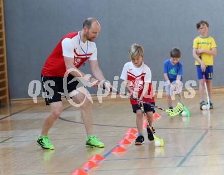 Floorball. KAC U9. Klagenfurt, 12.5.2017.
Foto: Kuess
---
pressefotos, pressefotografie, kuess, qs, qspictures, sport, bild, bilder, bilddatenbank