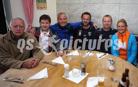 Fussball Bundesliga. RZ Pellets WAC.  Benno Schober, Dietmar Riegler, Heimo Pfeifenberger, Hannes Jochum, Robert Ibertsberger, Waltraud Riegler. Koralpe, am 27.9.2017.
Foto: Kuess
---
pressefotos, pressefotografie, kuess, qs, qspictures, sport, bild, bilder, bilddatenbank