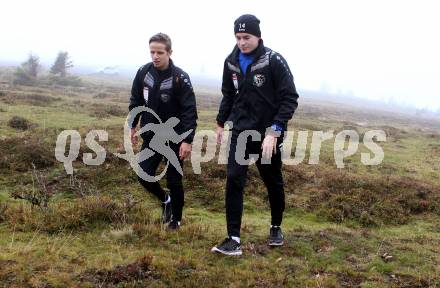 Fussball Bundesliga. RZ Pellets WAC.  Gerald Nutz, Florian Flecker. Koralpe, am 27.9.2017.
Foto: Kuess
---
pressefotos, pressefotografie, kuess, qs, qspictures, sport, bild, bilder, bilddatenbank