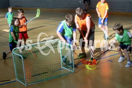 Floorball. KAC U9. Klagenfurt, 12.5.2017.
Foto: Kuess
---
pressefotos, pressefotografie, kuess, qs, qspictures, sport, bild, bilder, bilddatenbank