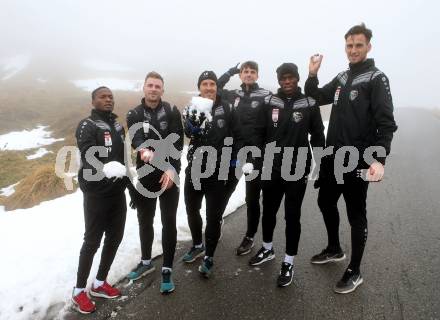 Fussball Bundesliga. RZ Pellets WAC.  Issiaka Ouedraogo, Michael Sollbauer, Christopher Wernitznig, Mihret Topcagic, Dever Orgill, Raphael Sallinger. Koralpe, am 27.9.2017.
Foto: Kuess
---
pressefotos, pressefotografie, kuess, qs, qspictures, sport, bild, bilder, bilddatenbank