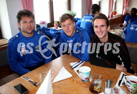Fussball Bundesliga. RZ Pellets WAC.  Nemanja Rnic, Daniel Drescher. Koralpe, am 27.9.2017.
Foto: Kuess
---
pressefotos, pressefotografie, kuess, qs, qspictures, sport, bild, bilder, bilddatenbank