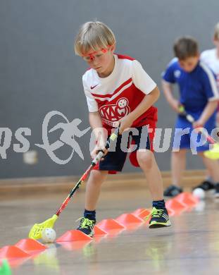 Floorball. KAC U9. Klagenfurt, 12.5.2017.
Foto: Kuess
---
pressefotos, pressefotografie, kuess, qs, qspictures, sport, bild, bilder, bilddatenbank