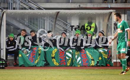 Fussball Tipico Bundesliga. RZ Pellets WAC gegen Rapid Wien. Spielerbank (Rapid). Wolfsberg, am 2.12.2017.
Foto: Kuess

---
pressefotos, pressefotografie, kuess, qs, qspictures, sport, bild, bilder, bilddatenbank