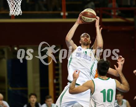 Basketball  ABL Cup 17/18 . KOS Celovec gegen Klosterneuburg Dukes. Jakob Strazar (KOS Celovec). Klagenfurt, am 1.12.2017.
Foto: Kuess

---
pressefotos, pressefotografie, kuess, qs, qspictures, sport, bild, bilder, bilddatenbank