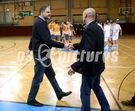 Basketball  ABL Cup 17/18 . KOS Celovec gegen Klosterneuburg Dukes. Trainer Dragan Sliskovic (KOS), Trainer Ante Perica (Klosterneuburg). Klagenfurt, am 1.12.2017.
Foto: Kuess

---
pressefotos, pressefotografie, kuess, qs, qspictures, sport, bild, bilder, bilddatenbank