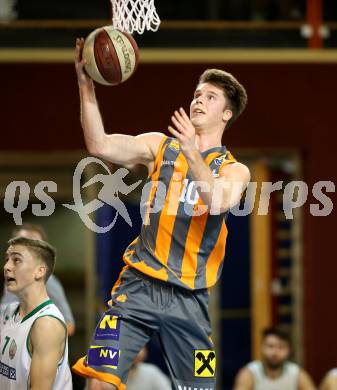 Basketball  ABL Cup 17/18 . KOS Celovec gegen Klosterneuburg Dukes. Lennart Nils Burgemeister (Klosterneuburg Dukes). Klagenfurt, am 1.12.2017.
Foto: Kuess

---
pressefotos, pressefotografie, kuess, qs, qspictures, sport, bild, bilder, bilddatenbank
