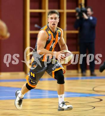 Basketball  ABL Cup 17/18 . KOS Celovec gegen Klosterneuburg Dukes. Valentin Bauer  (Klosterneuburg Dukes). Klagenfurt, am 1.12.2017.
Foto: Kuess

---
pressefotos, pressefotografie, kuess, qs, qspictures, sport, bild, bilder, bilddatenbank