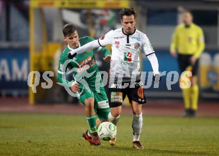 Fussball Tipico Bundesliga. RZ Pellets WAC gegen Rapid Wien. Daniel Offenbacher,  (WAC), Thomas Murg (Rapid). Wolfsberg, am 2.12.2017.
Foto: Kuess

---
pressefotos, pressefotografie, kuess, qs, qspictures, sport, bild, bilder, bilddatenbank
