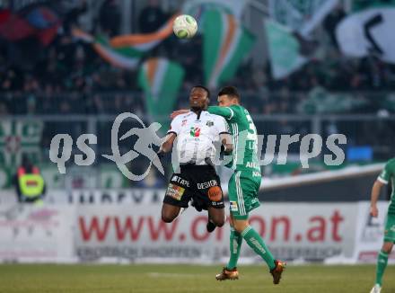 Fussball Tipico Bundesliga. RZ Pellets WAC gegen Rapid Wien. Issiaka Ouedraogo,  (WAC), Dejan Ljubicic (Rapid). Wolfsberg, am 2.12.2017.
Foto: Kuess

---
pressefotos, pressefotografie, kuess, qs, qspictures, sport, bild, bilder, bilddatenbank