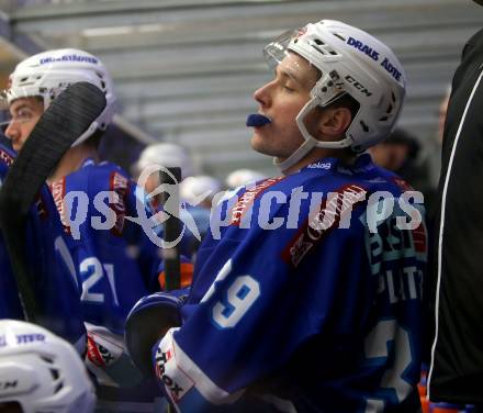 EBEL. Eishockey Bundesliga. EC VSV gegen HC TWK Innsbruck. Patrick Platzer (VSV). Villach, am 3.12.2017.
Foto: Kuess 


---
pressefotos, pressefotografie, kuess, qs, qspictures, sport, bild, bilder, bilddatenbank