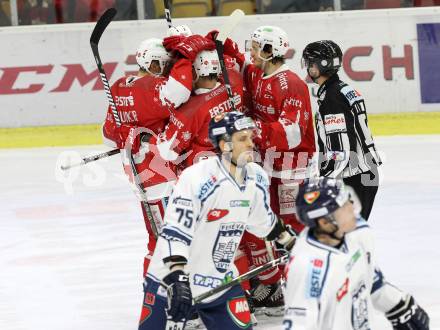 EBEL. Eishockey Bundesliga. KAC gegen 	Fehervar AV 19. Torjubel (KAC). Klagenfurt, am 3.12.2017.
Foto: Kuess

---
pressefotos, pressefotografie, kuess, qs, qspictures, sport, bild, bilder, bilddatenbank