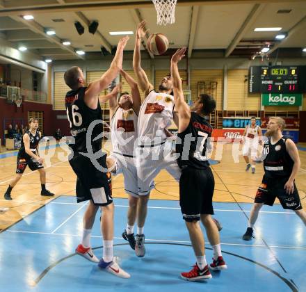 Basketball 2. Bundesliga. Grunddurchgang. 12. Runde. Woerthersee Piraten gegen Mattersburg Rocks. Jan Arne Apschner, Marinko Nakic (Piraten),  Corey Hallett, Marko Soldo (Mattersburg). Klagenfurt, am 9.12.2017.
Foto: Kuess
---
pressefotos, pressefotografie, kuess, qs, qspictures, sport, bild, bilder, bilddatenbank