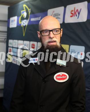 EBEL. Eishockey Bundesliga. EC VSV gegen HC TWK Innsbruck. Markus Peintner (VSV). Villach, am 3.12.2017.
Foto: Kuess 


---
pressefotos, pressefotografie, kuess, qs, qspictures, sport, bild, bilder, bilddatenbank