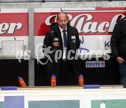 EBEL. Eishockey Bundesliga. EC VSV gegen HC Orli Znojmo. Co-Trainer Hans Winkler (VSV). Villach, am 10.12.2017.
Foto: Kuess 


---
pressefotos, pressefotografie, kuess, qs, qspictures, sport, bild, bilder, bilddatenbank
